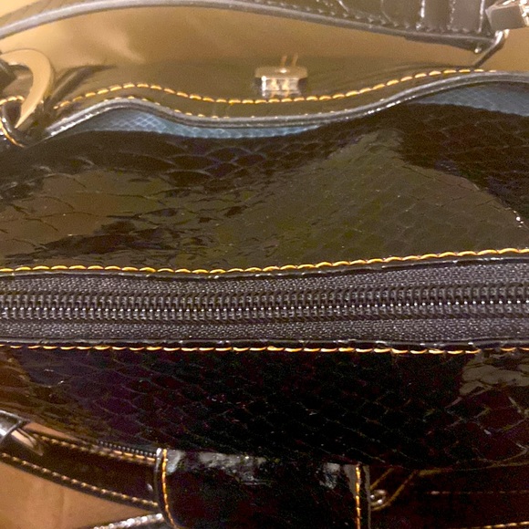 MC Marc Chantal - Picture 5 of 9